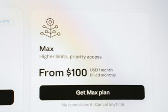 Картка тарифу Max із ціною від $100 на місяць на сторінці тарифів Claude